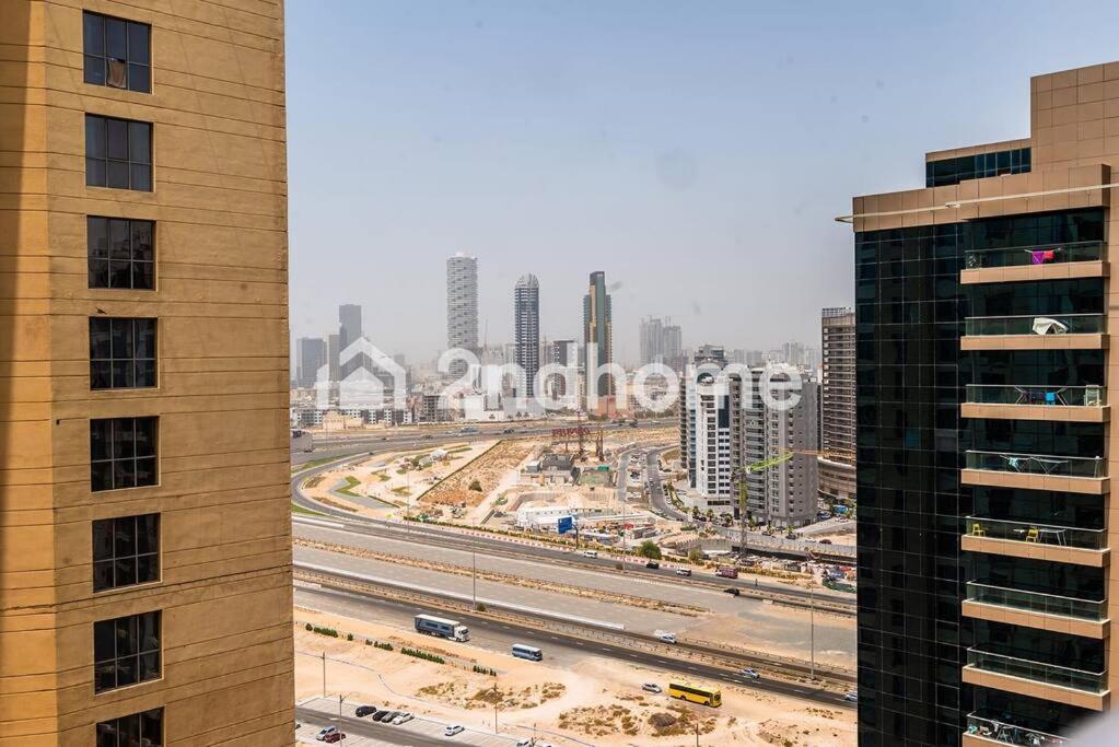 2Ndhome - Lakeside Tower B, Impz Dubai Exterior photo